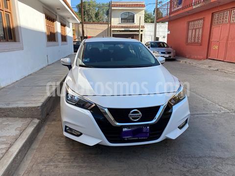 foto Nissan Versa Advance Aut usado (2020) color Blanco precio $235,000