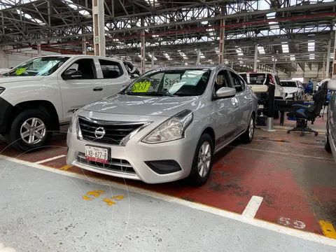 Nissan Versa Advance usado (2019) color Plata financiado en mensualidades(enganche $47,500 mensualidades desde $4,750)