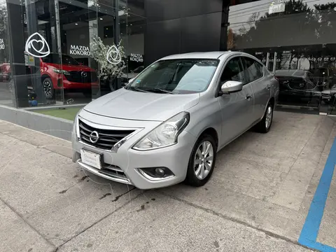 Nissan Versa Advance usado (2017) color Plata precio $147,000