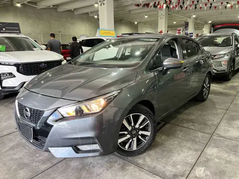 Nissan Versa Advance usado (2020) color Gris financiado en mensualidades(enganche $64,038 mensualidades desde $4,899)