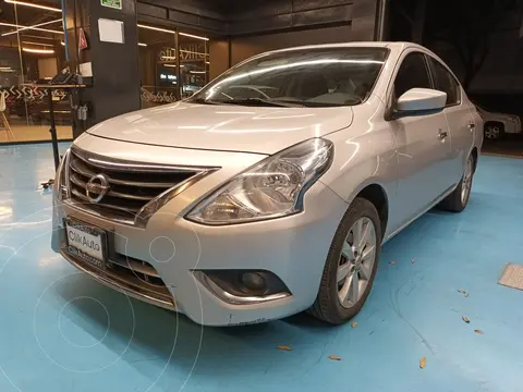 Nissan Versa Advance usado (2015) color Negro precio $165,000