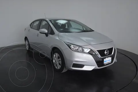 Nissan Versa Sense usado (2021) color Plata precio $287,600