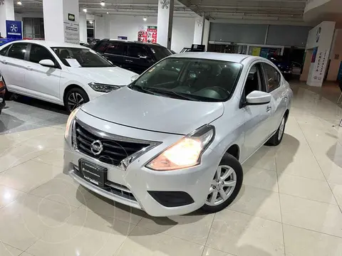 foto Nissan Versa Advance usado (2018) color Plata precio $210,000