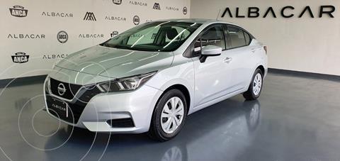 foto Nissan Versa Sense usado (2020) color Plata Dorado precio $249,900
