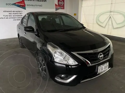 Nissan Versa Exclusive NAVI Aut usado (2016) color Negro precio $215,800