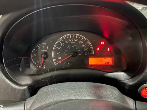 Nissan Versa Sense usado (2019) color Blanco precio $195,000