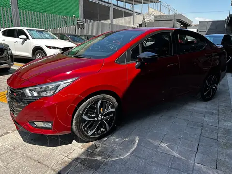Nissan Versa SR usado (2023) color Rojo financiado en mensualidades(enganche $86,928 mensualidades desde $6,647)