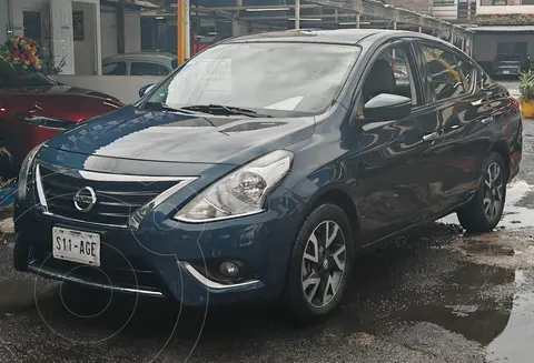 Nissan Versa Exclusive NAVI Aut usado (2016) color Azul Acero precio $185,000