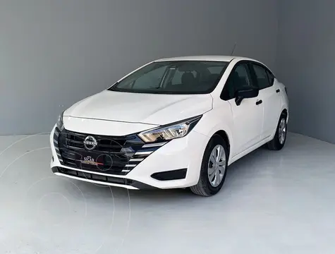 Nissan Versa Sense Aut usado (2024) color Blanco precio $289,000