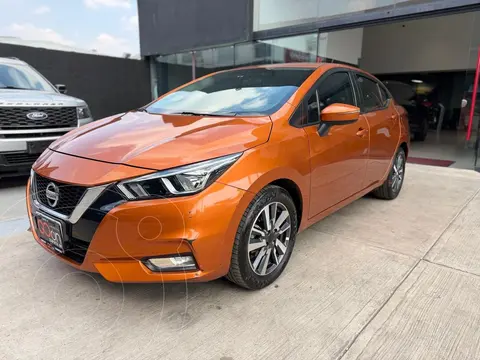 Nissan Versa Advance usado (2021) color Naranja financiado en mensualidades(enganche $72,212 mensualidades desde $5,522)