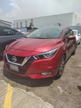 Nissan Versa Advance usado (2021) color Rojo precio $299,000