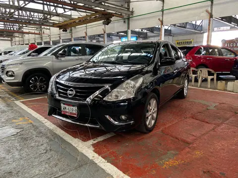 Nissan Versa Advance usado (2017) color Negro financiado en mensualidades(enganche $42,000 mensualidades desde $4,550)