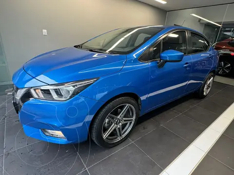 Nissan Versa Advance usado (2022) color Azul precio $310,000