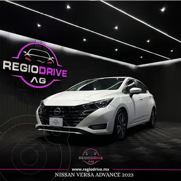 Nissan Versa Advance Aut usado (2023) color Blanco Perla precio $289,900