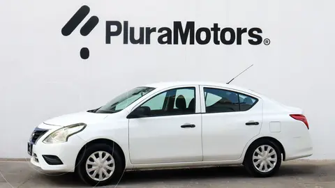 Nissan Versa Drive A/A usado (2019) color Blanco precio $179,000