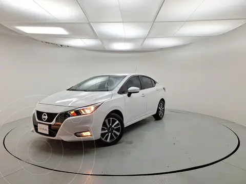 Nissan Versa Advance usado (2022) color Blanco precio $308,000