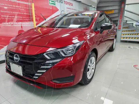 Nissan Versa Sense usado (2024) color Rojo financiado en mensualidades(enganche $58,740 mensualidades desde $5,795)