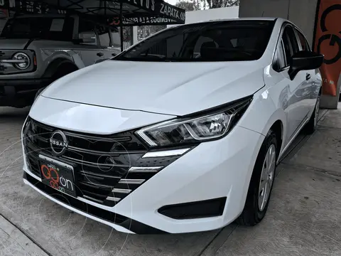 Nissan Versa 2020 usado (2020) color NISQACBLANCO PERLADO precio $256,000
