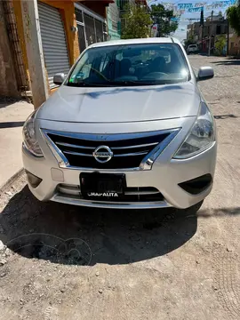 Nissan Versa Drive Aut usado (2017) color Plata precio $163,000