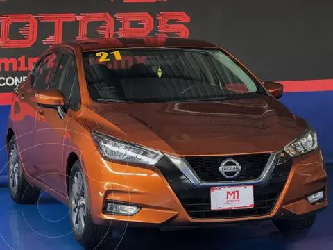 Nissan Versa Advance usado (2021) color Naranja financiado en mensualidades(enganche $47,600)