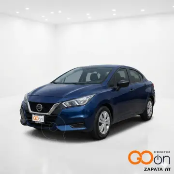 Nissan Versa SENSE usado (2024) color NISRAYAZUL COBALTO precio $285,000