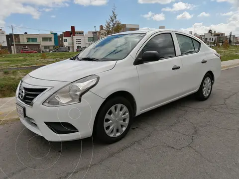Nissan Versa Drive usado (2019) color Blanco precio $170,000