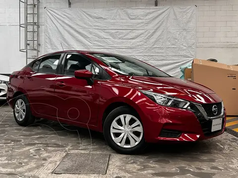 Nissan Versa Sense Aut usado (2021) color Rojo precio $255,000