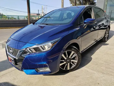 Nissan Versa Advance usado (2021) color Azul precio $295,000