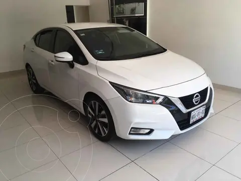 Nissan Versa Exclusive Aut usado (2020) color Blanco financiado en mensualidades(enganche $61,800 mensualidades desde $7,198)