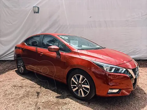Nissan Versa Advance usado (2021) color Rojo precio $265,000