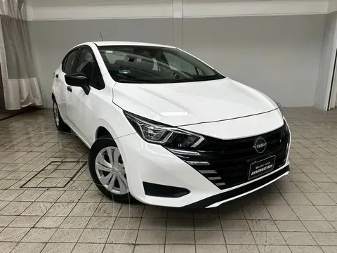Nissan Versa Sense Aut usado (2023) color Blanco precio $272,000
