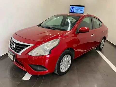 Nissan Versa Sense usado (2015) color Rojo precio $170,000