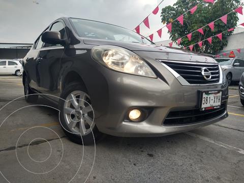 foto Nissan Versa Advance Aut usado (2012) color Bronce precio $129,800