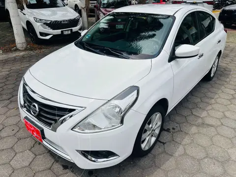 Nissan Versa Advance usado (2016) color Blanco precio $165,000