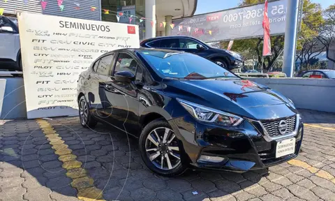 Nissan Versa Advance usado (2021) color Negro precio $298,000