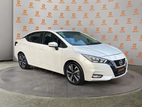 Nissan Versa Exclusive NAVI Aut usado (2020) color BLANCO PERLADO precio $289,000
