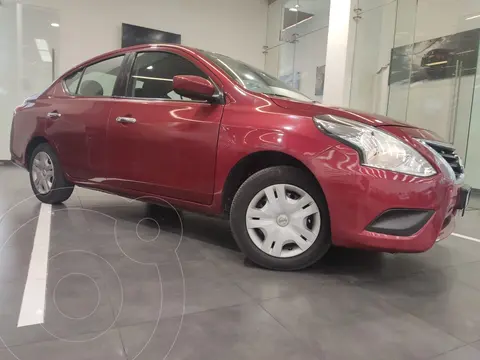 Nissan Versa Sense usado (2016) color Rojo precio $187,600
