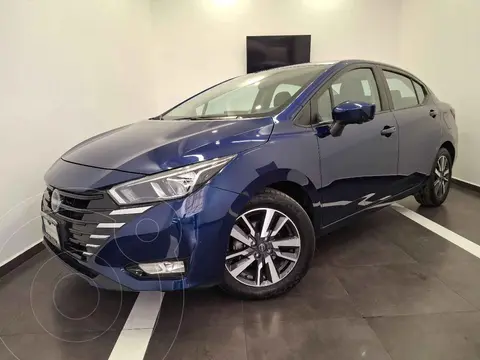 Nissan Versa Advance Aut usado (2023) color Azul financiado en mensualidades(enganche $77,000 mensualidades desde $7,596)