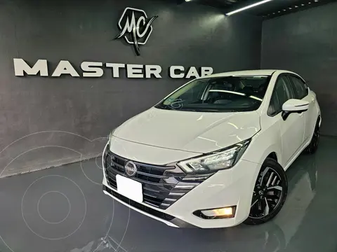 Nissan Versa Exclusive Aut usado (2023) color Blanco precio $325,000