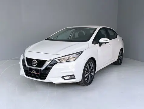 Nissan Versa Platinum Aut usado (2020) color Blanco precio $259,000
