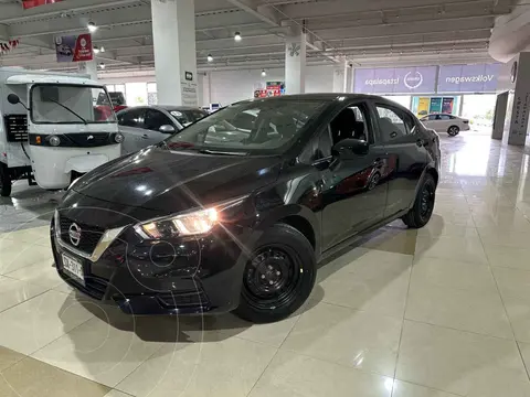 Nissan Versa Sense usado (2021) color Negro precio $275,000