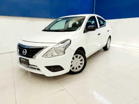 Nissan Versa Drive usado (2018) color Blanco financiado en mensualidades(enganche $43,750 mensualidades desde $3,145)