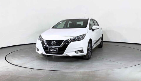 Nissan Versa Advance usado (2020) color Negro precio $293,999