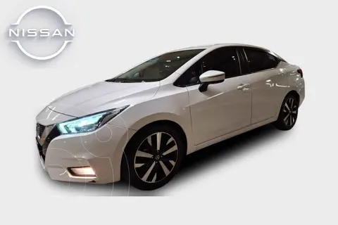 Nissan Versa Exclusive Aut usado (2022) color Blanco precio $302,000