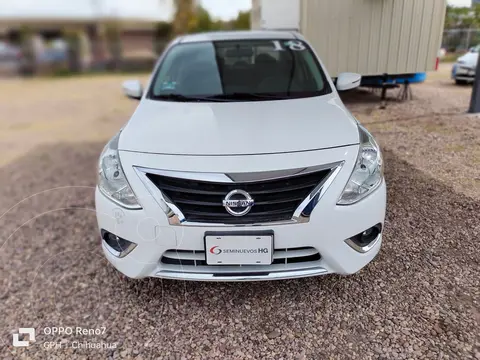 Nissan Versa Exclusive NAVI Aut usado (2018) color Blanco precio $258,000