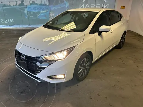 Nissan Versa Advance usado (2024) color Blanco precio $333,900