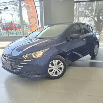 Nissan Versa Sense Aut usado (2023) color Azul financiado en mensualidades(enganche $79,025 mensualidades desde $6,043)