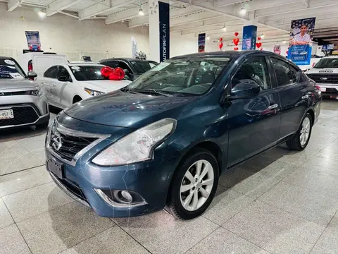 Nissan Versa Advance usado (2016) color Azul precio $190,000