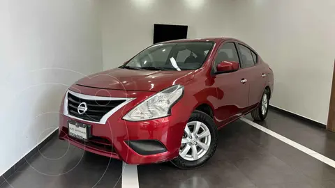 Nissan Versa Sense Aut usado (2019) color Rojo financiado en mensualidades(enganche $44,000 mensualidades desde $4,341)