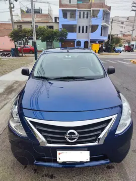 Nissan Versa  1.6L Drive usado (2023) color Azul precio u$s11,500